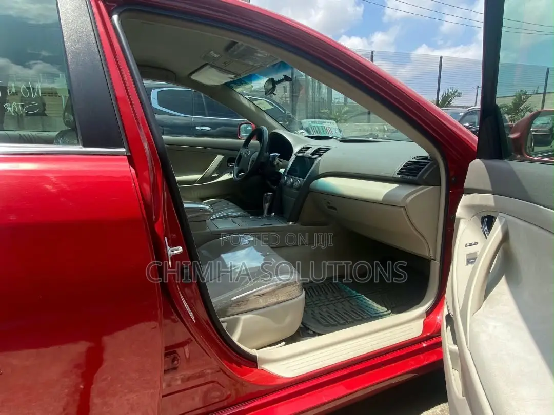 Toyota Camry 2010 Red