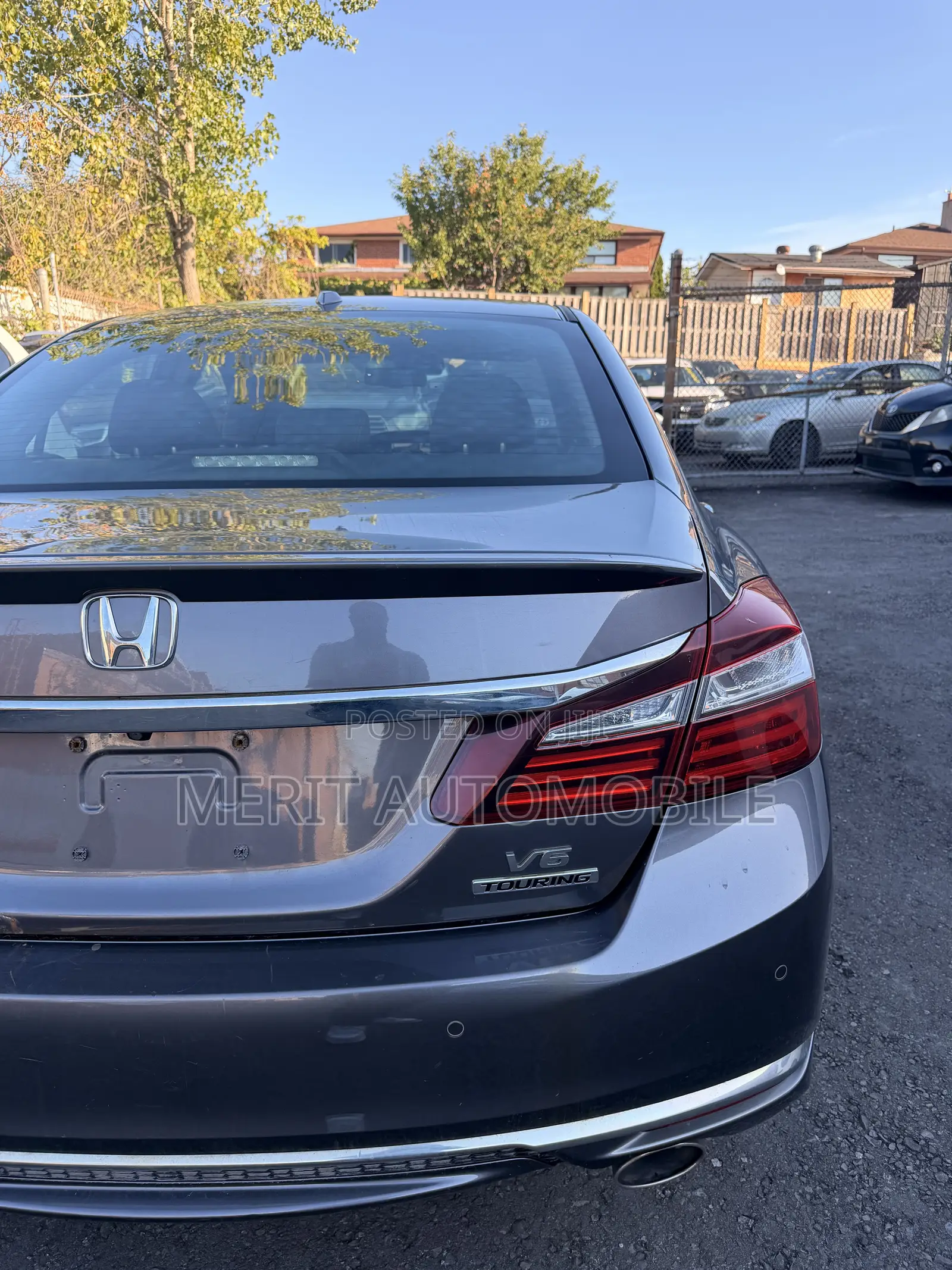 Honda Accord Touring 4dr Sedan FWD (3.5L 6cyl 6A) 2016 Gray