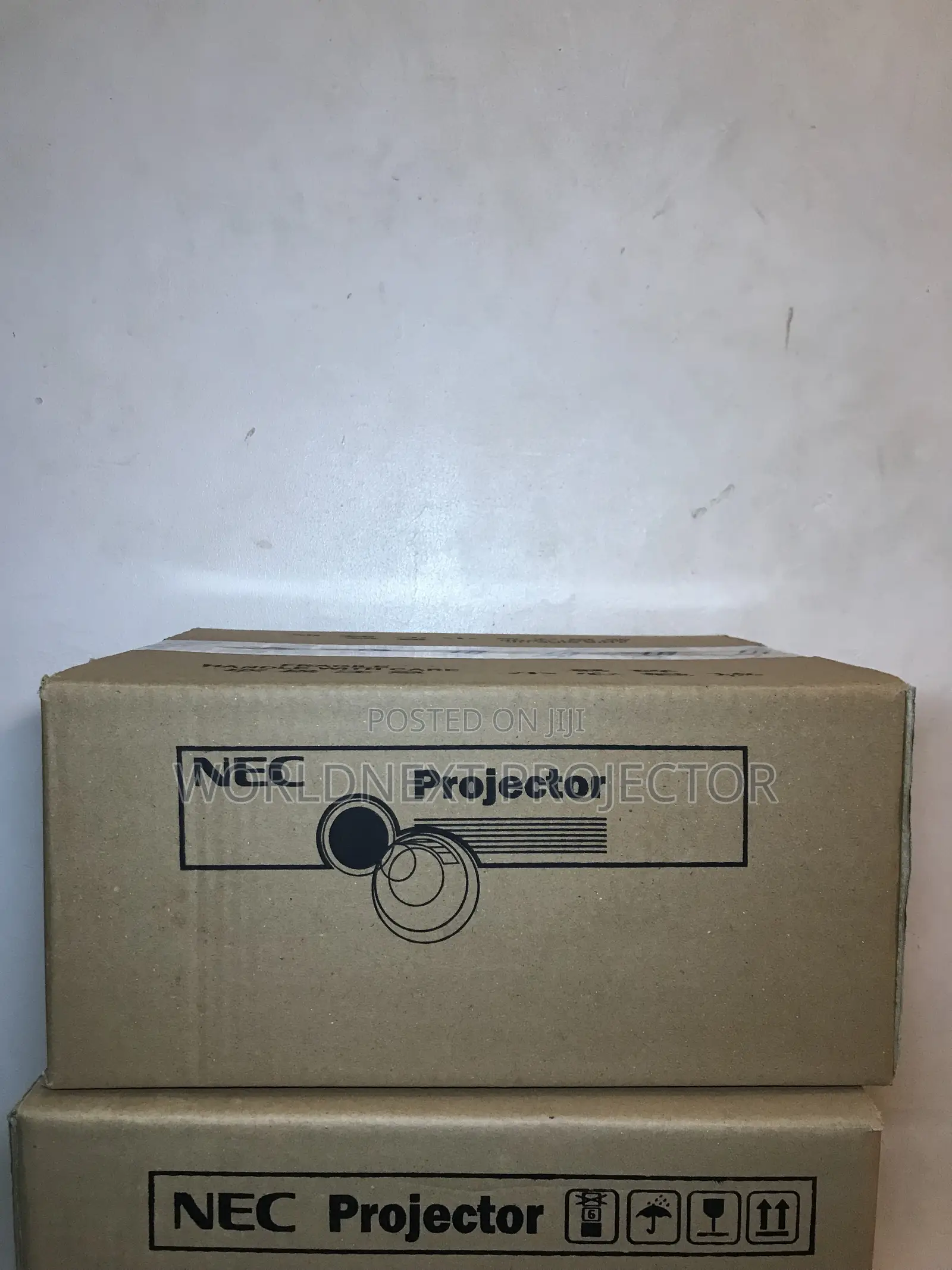 NEC ME401W 4000 Lumens Projector – Bright Clear WXGA Display