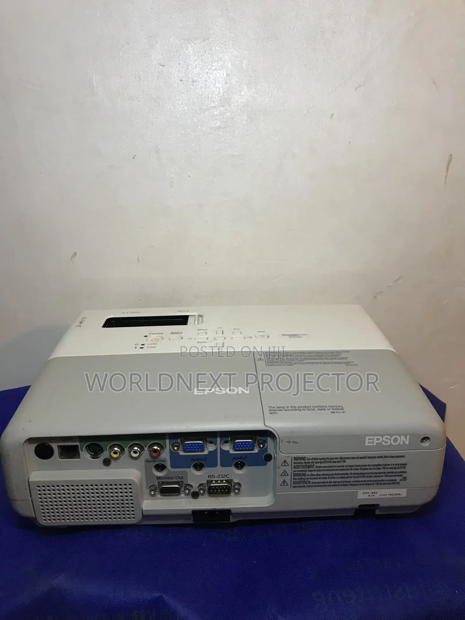 Epson Powelite 822p Bright Vga Projector for Presentation