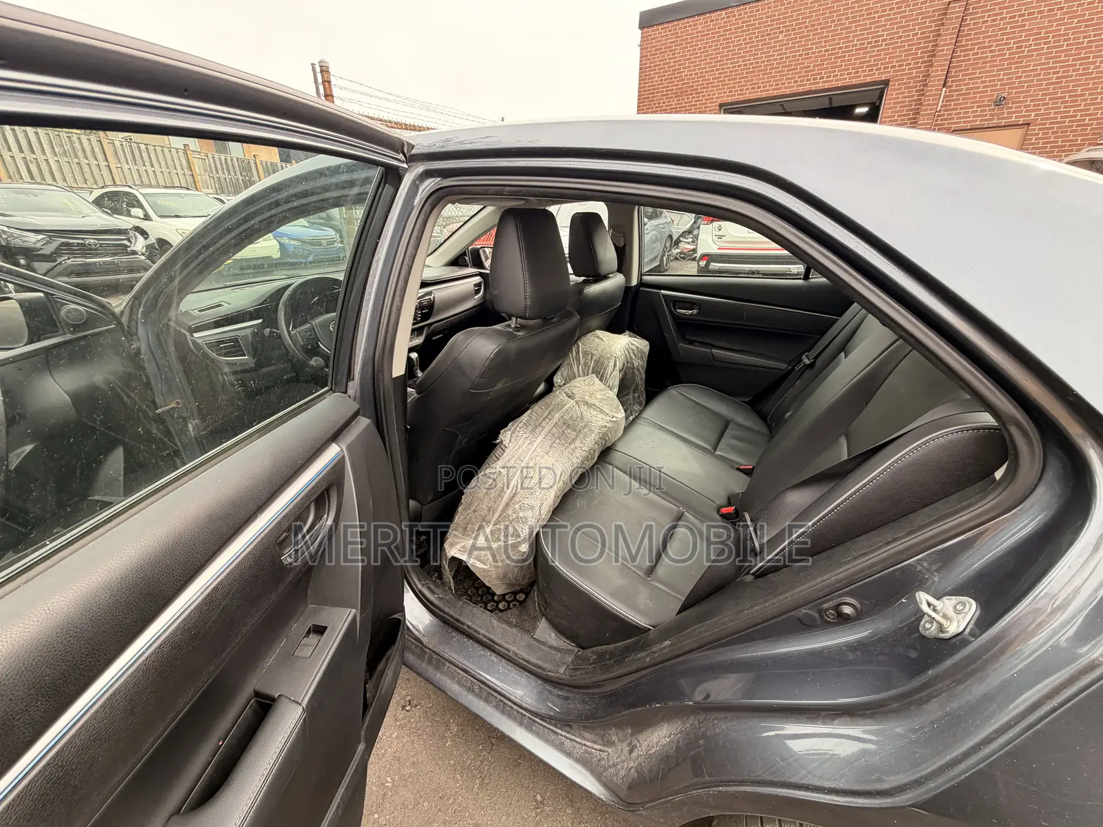 Toyota Corolla S 4dr Sedan (1.8L 4cyl CVT) 2014 Gray