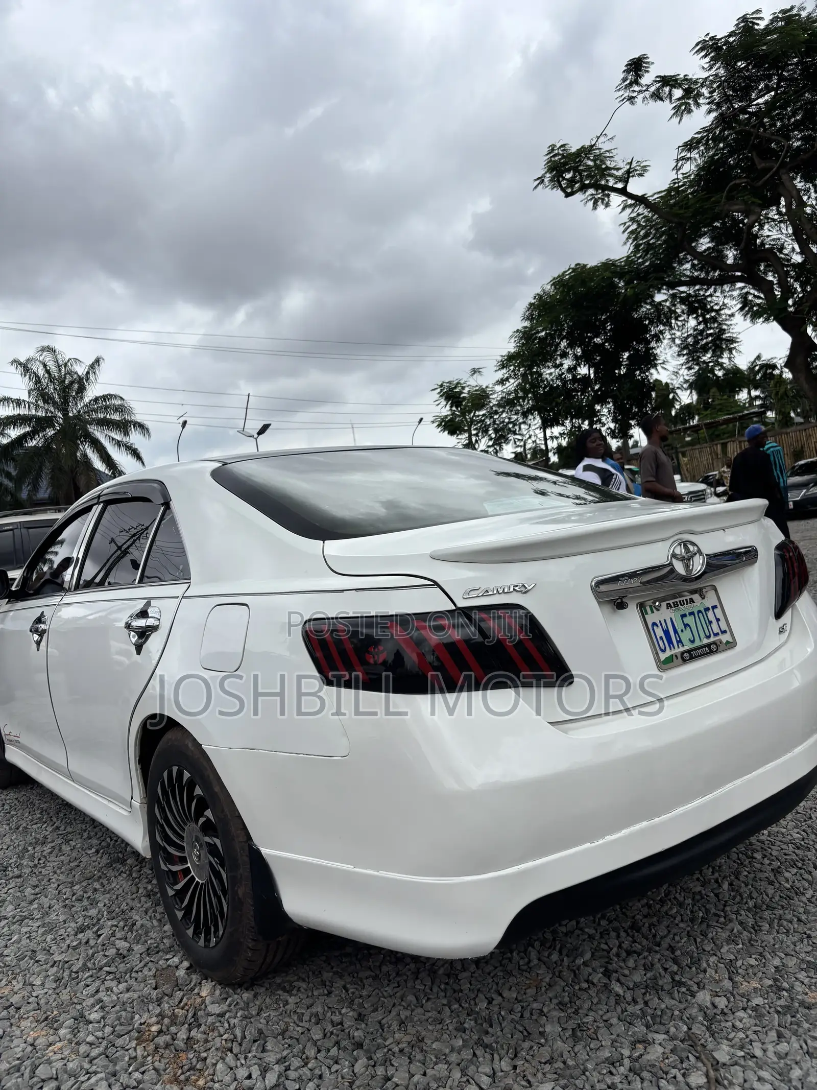 Toyota Camry SE 4dr Sedan (2.4L 4cyl 5A) 2008 White