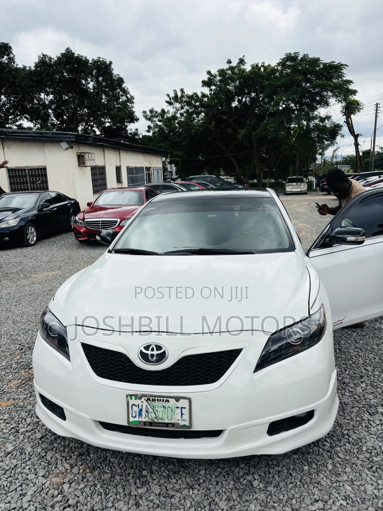 Toyota Camry SE 4dr Sedan (2.4L 4cyl 5A) 2008 White