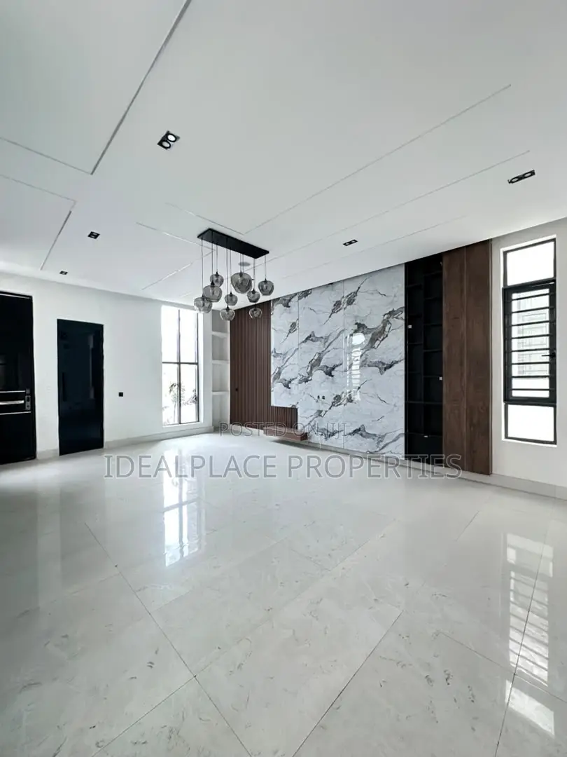 5bdrm Duplex in Ajah for sale
