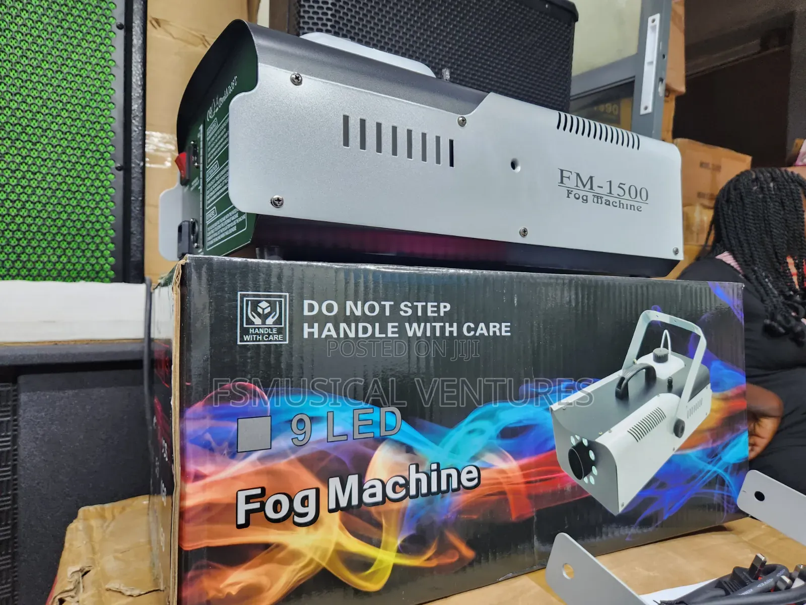 Smoke Fog Machine Fm 1500watts With One Free Liquid