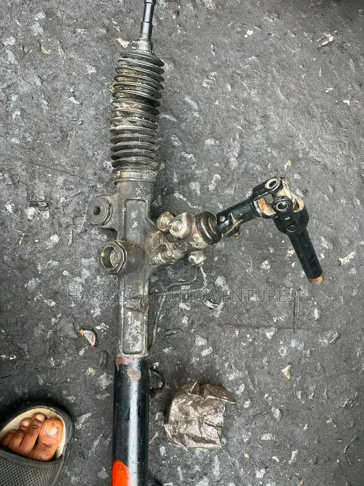 Toyota Sienna 2005-2010 Power Steering Rack
