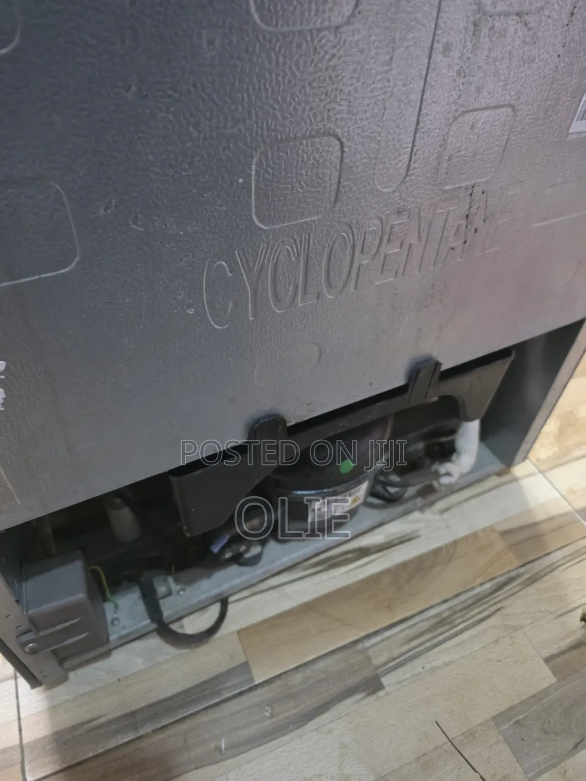 Hisense Fridge 205L