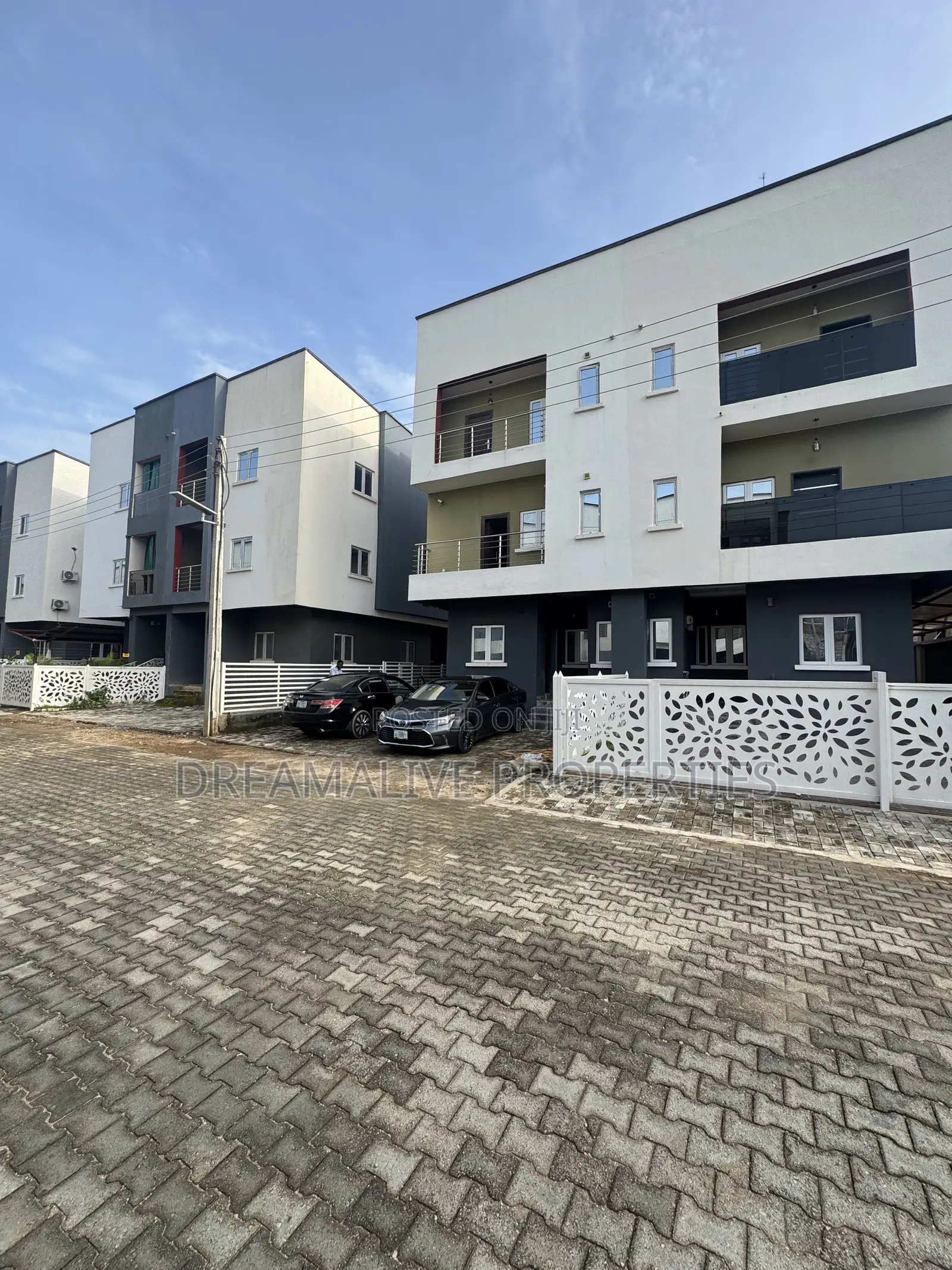 5bdrm Duplex in Katampe (Main) for rent