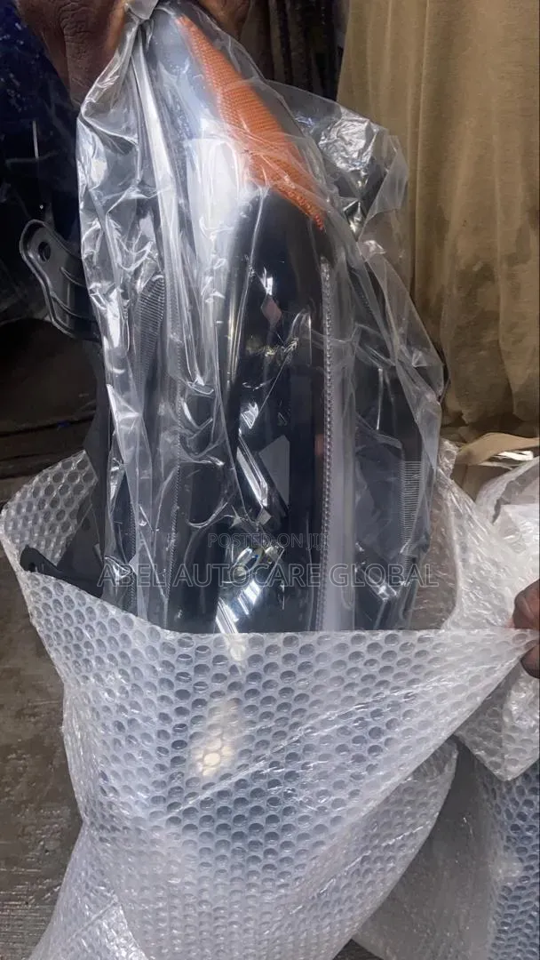 Headlamp for Toyota Venza 2013 Model