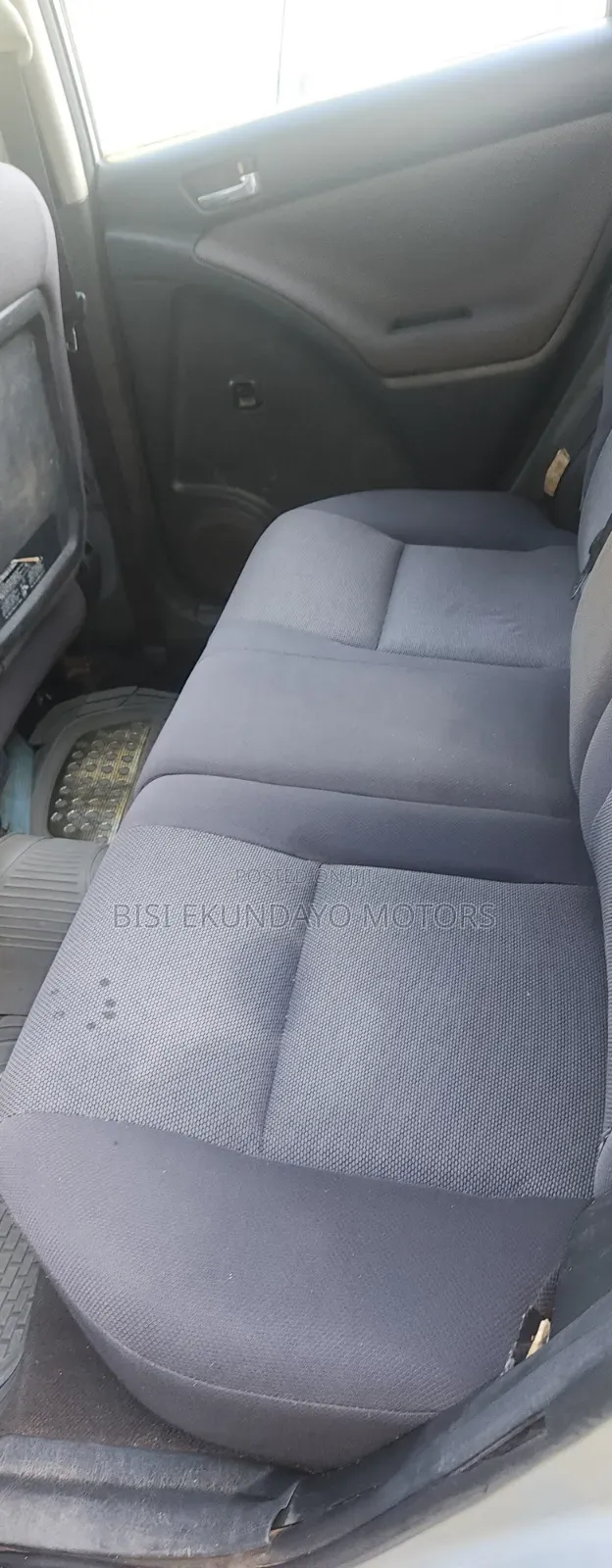 Toyota Matrix 2004 Silver