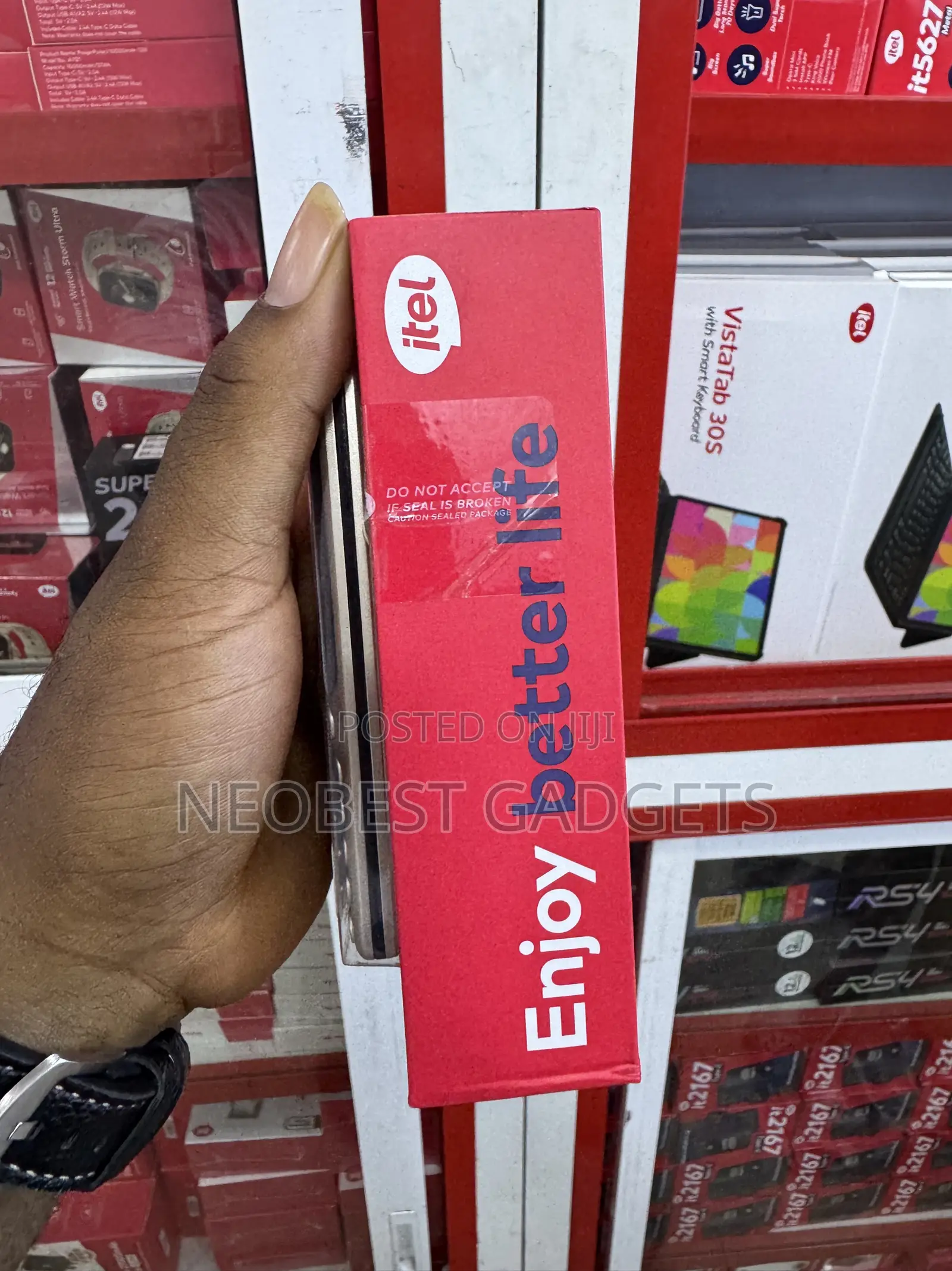 New Itel Circle 1 Gold