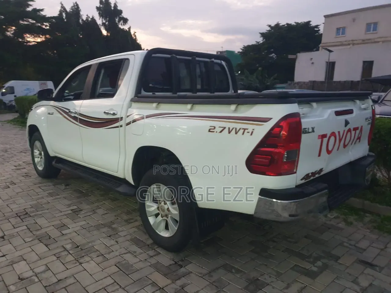 Toyota Hilux 2019 White