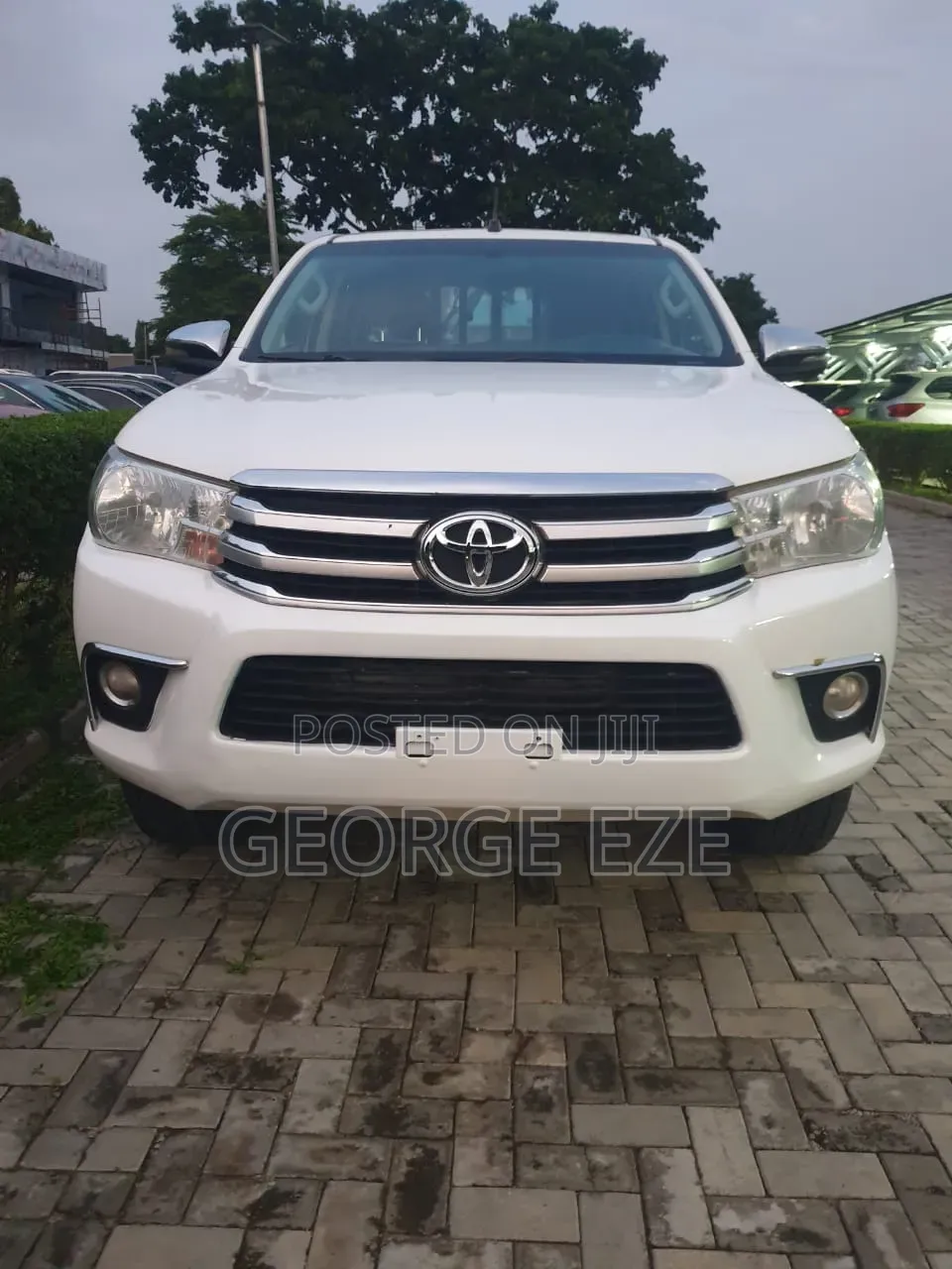 Toyota Hilux 2019 White
