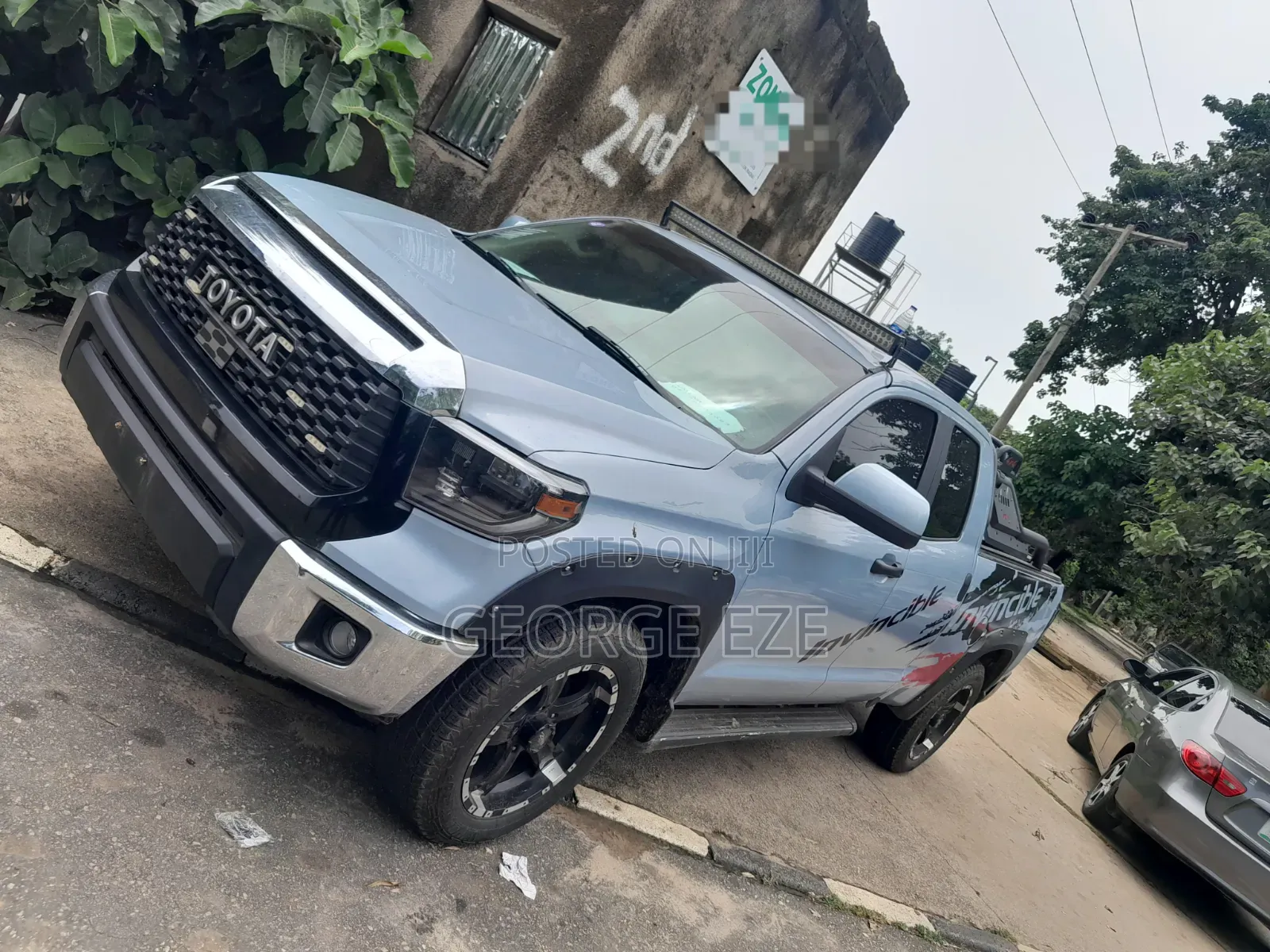 Toyota Tundra 2010 Gray