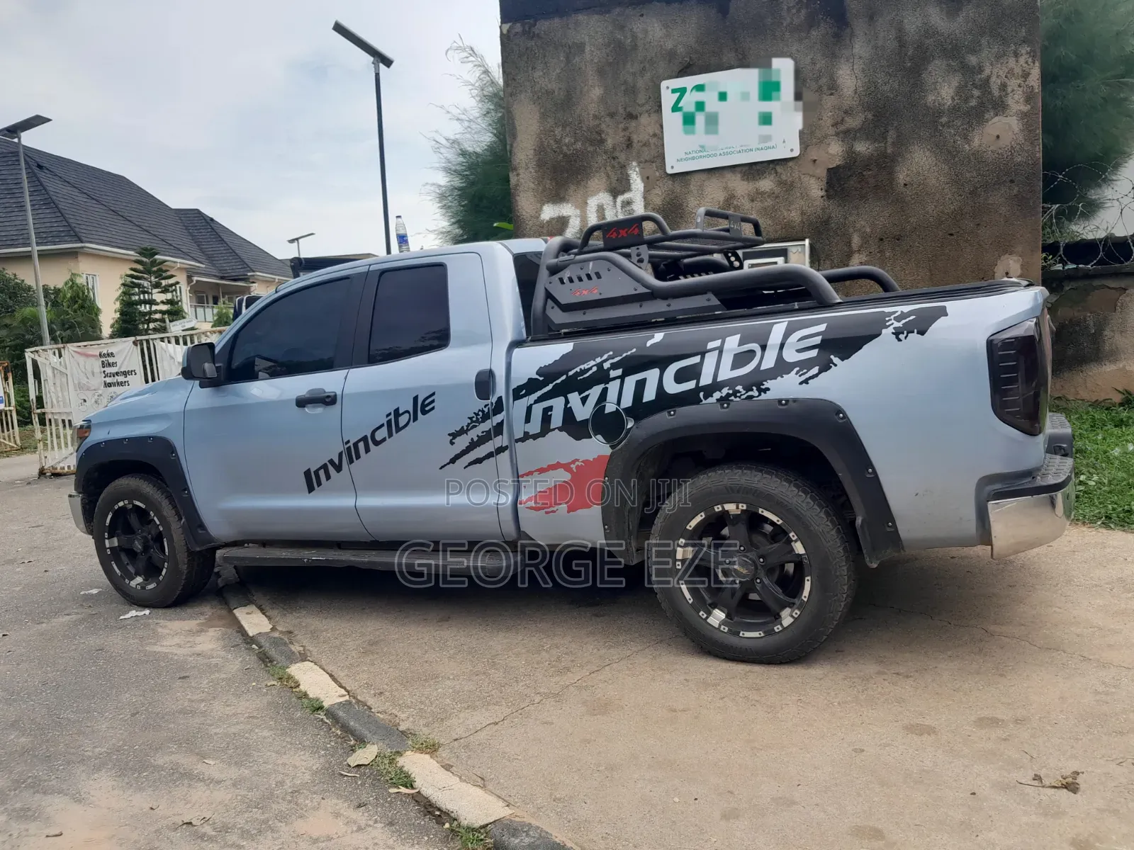 Toyota Tundra 2010 Gray