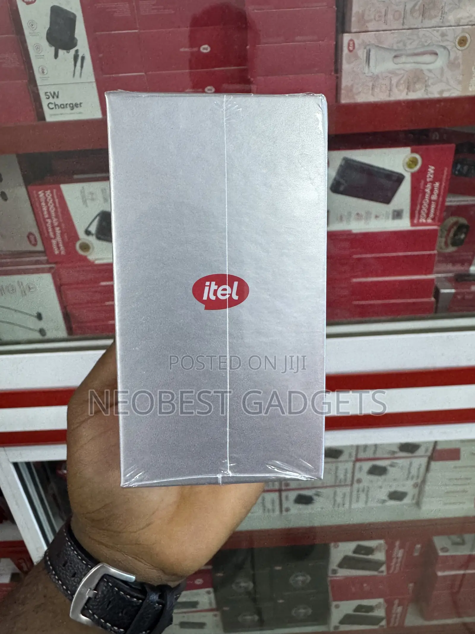 Itel Smart Watch Edge R1 Pro