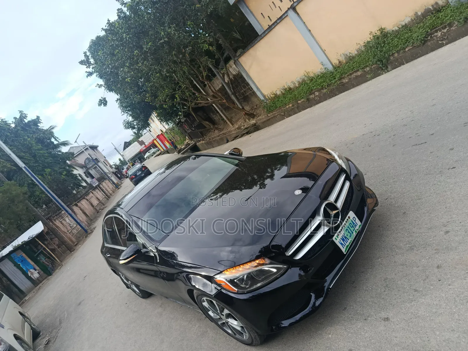 Mercedes-Benz C300 2015 Black