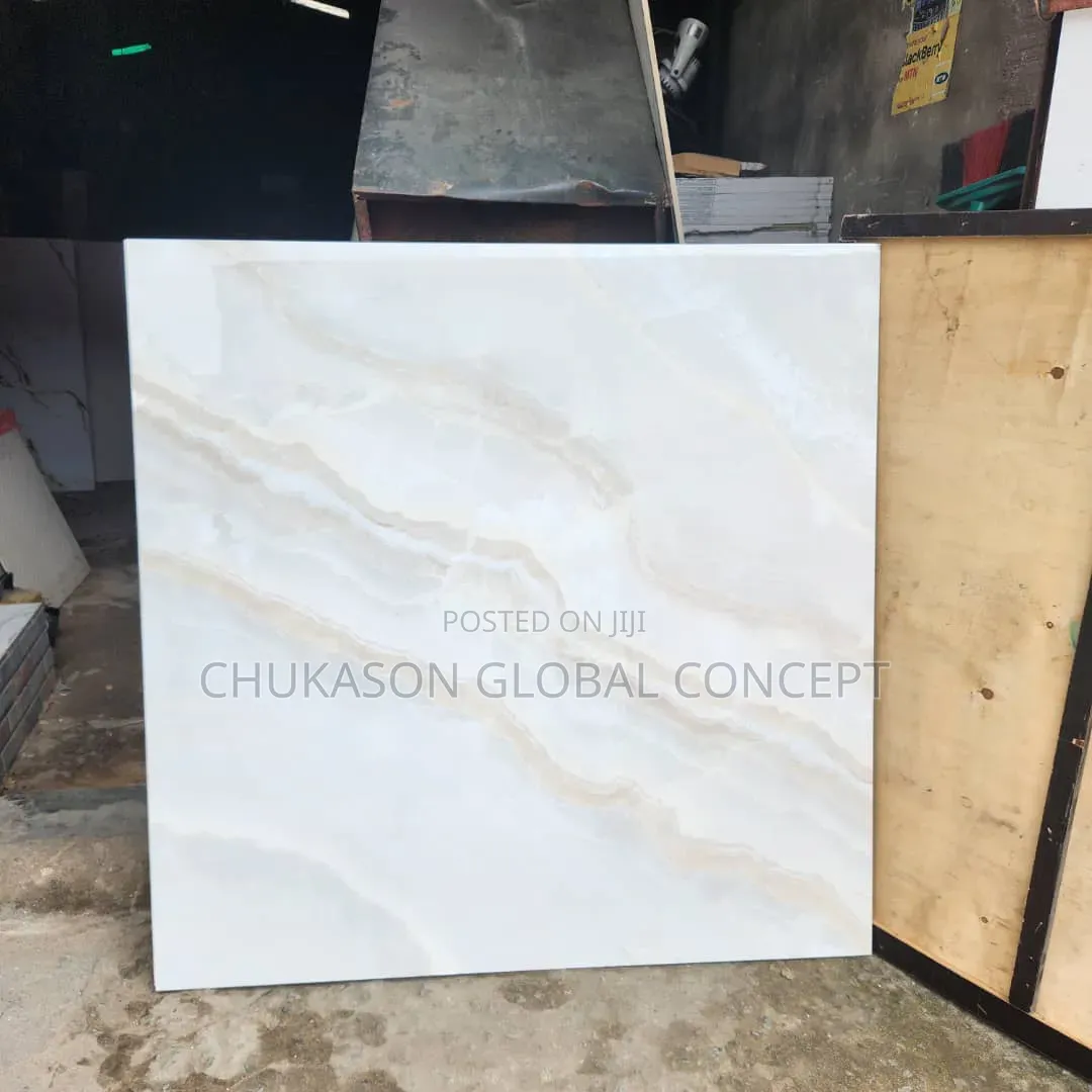 60x60 Carrara