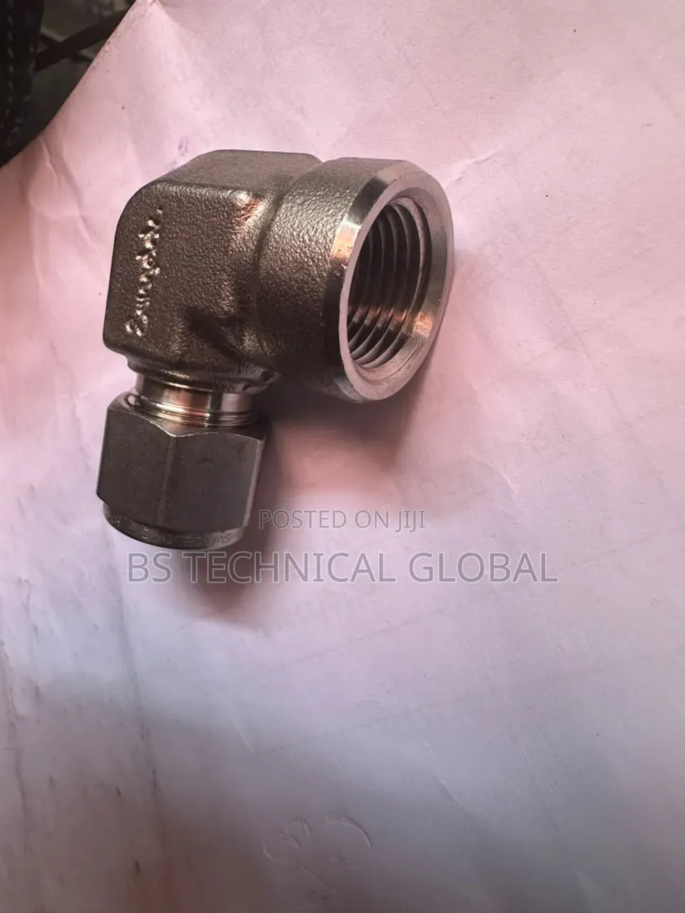 1/2" OD Swagelok Elbow Connector X Female NPT