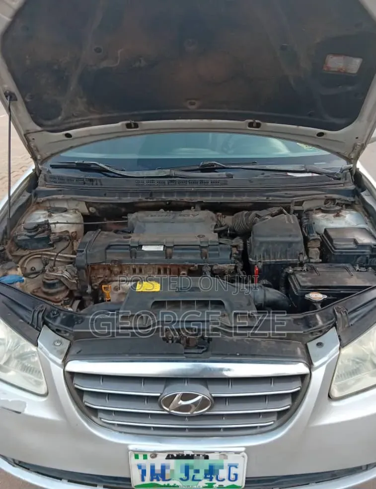 Hyundai Elantra 2008 Silver