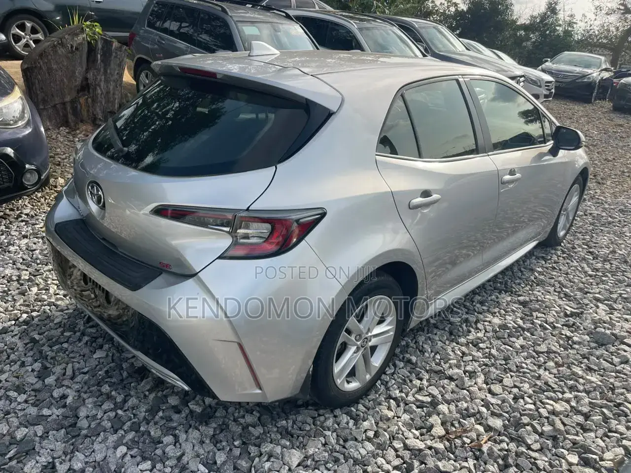 Toyota Corolla SE (1.8L 4cyl 6M) 2019 Silver