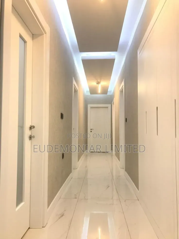 Interior Decor for Passage