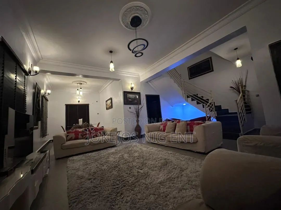 4bdrm Townhouse/Terrace in Lekki Garden Phase 2 for sale