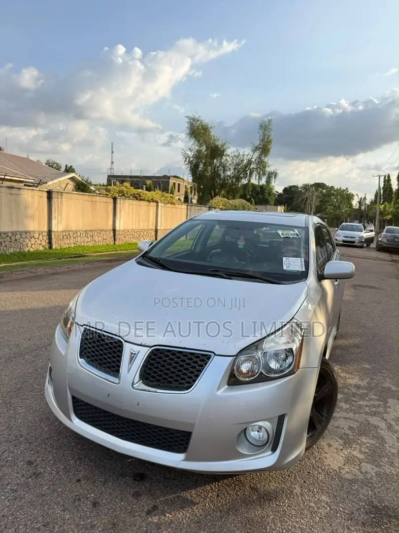 Pontiac Vibe 2010 Silver