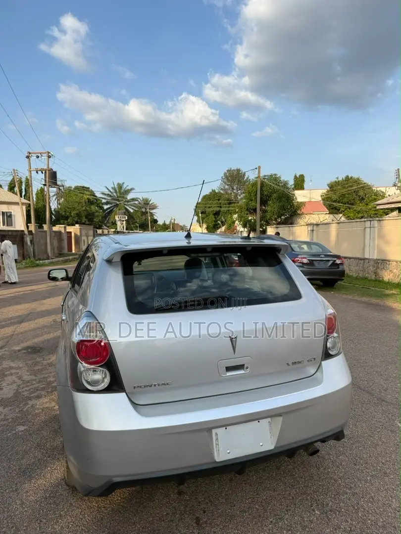 Pontiac Vibe 2010 Silver