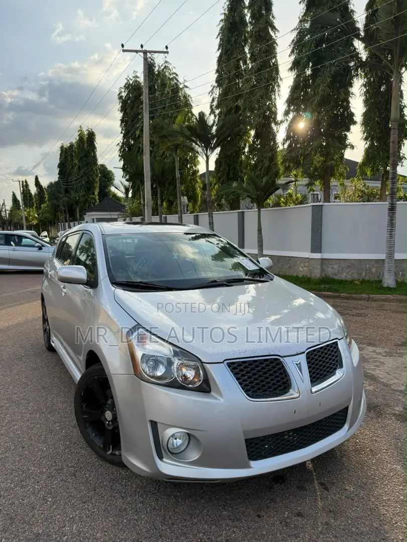 Pontiac Vibe 2010 Silver