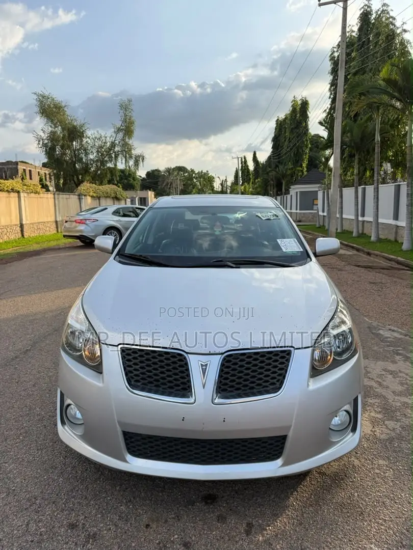 Pontiac Vibe 2010 Silver