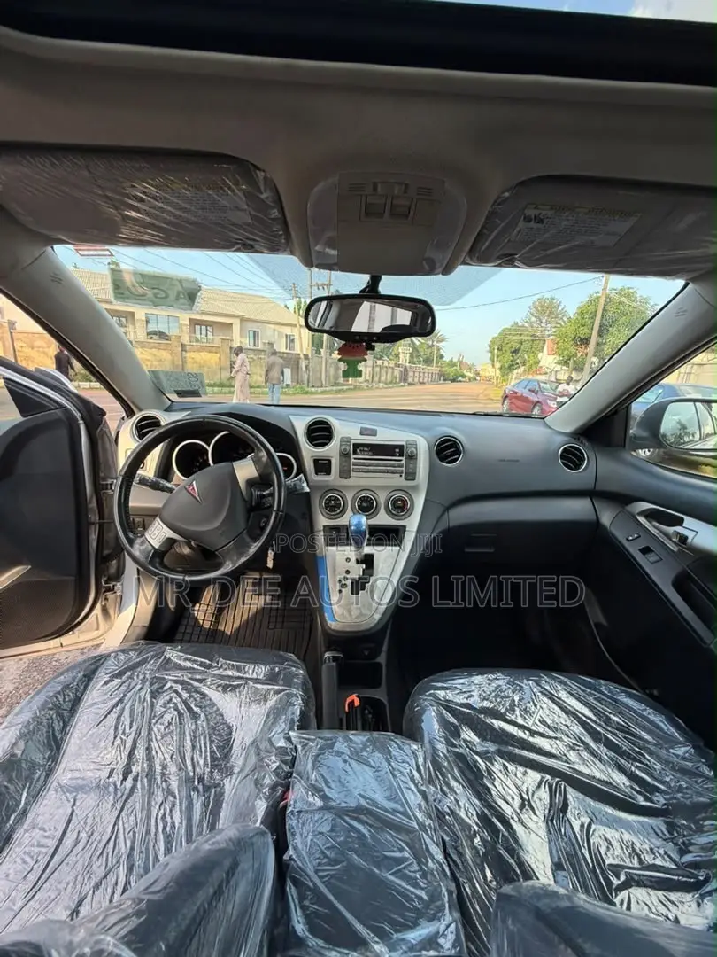 Pontiac Vibe 2010 Silver