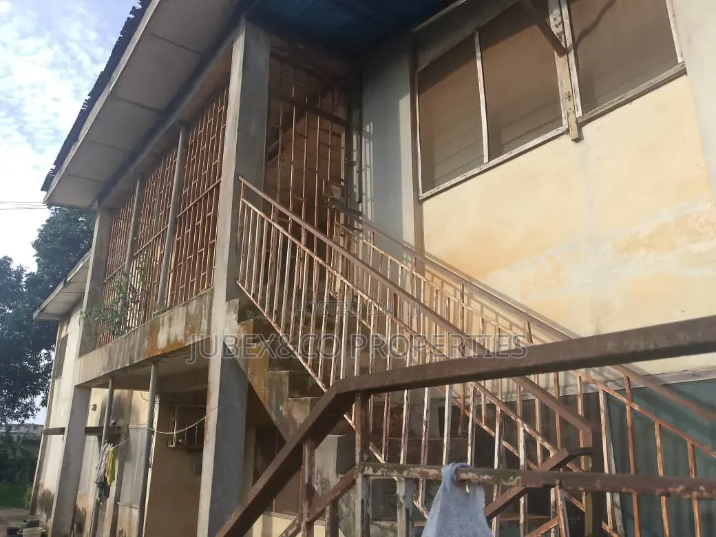 3bdrm Block of Flats in Irojo Ilesa for sale