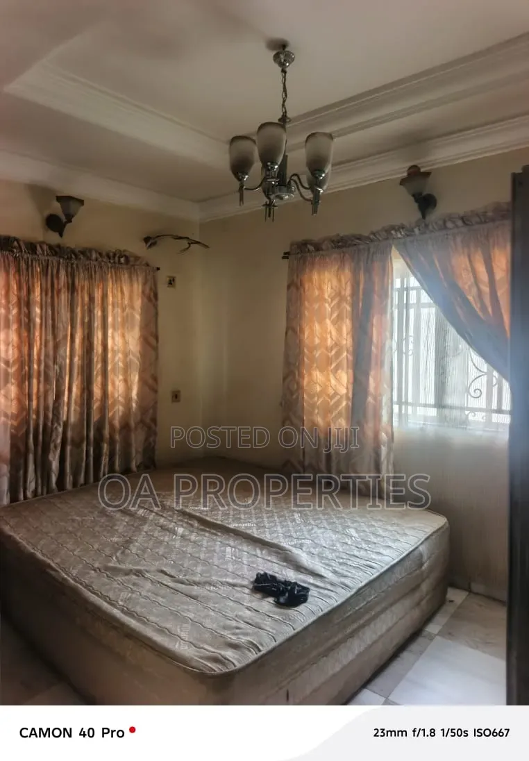 4bdrm Duplex in Okebadan Estate for rent