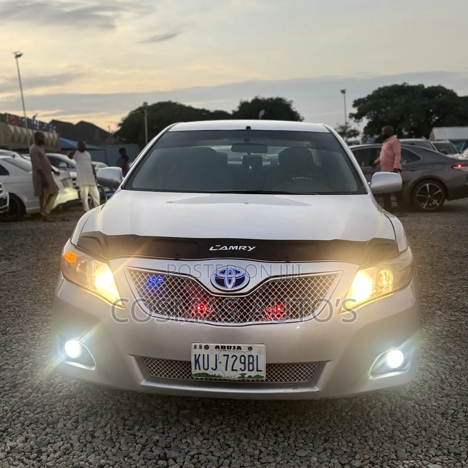 Toyota Camry LE 4dr Sedan (2.5L 4cyl 6AM) 2010 Silver