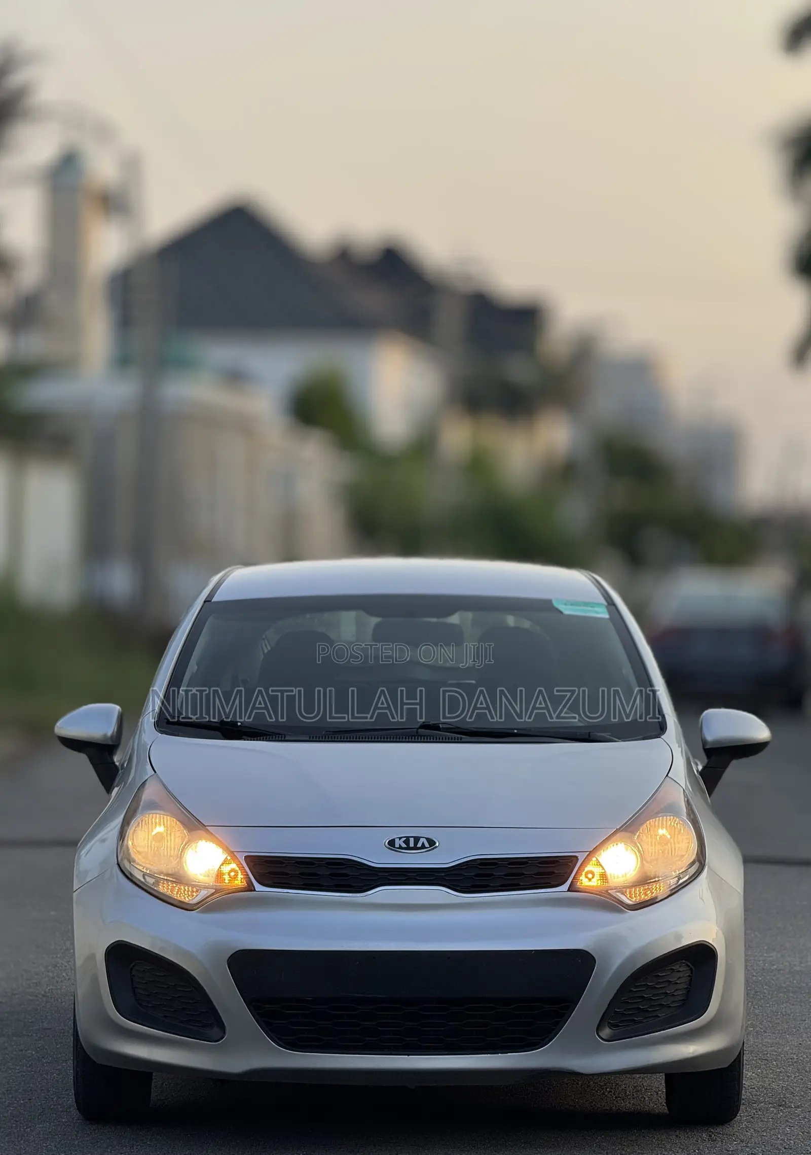 Kia Rio SX 4dr Hatchback (1.6L 4cyl 6A) 2013 Silver
