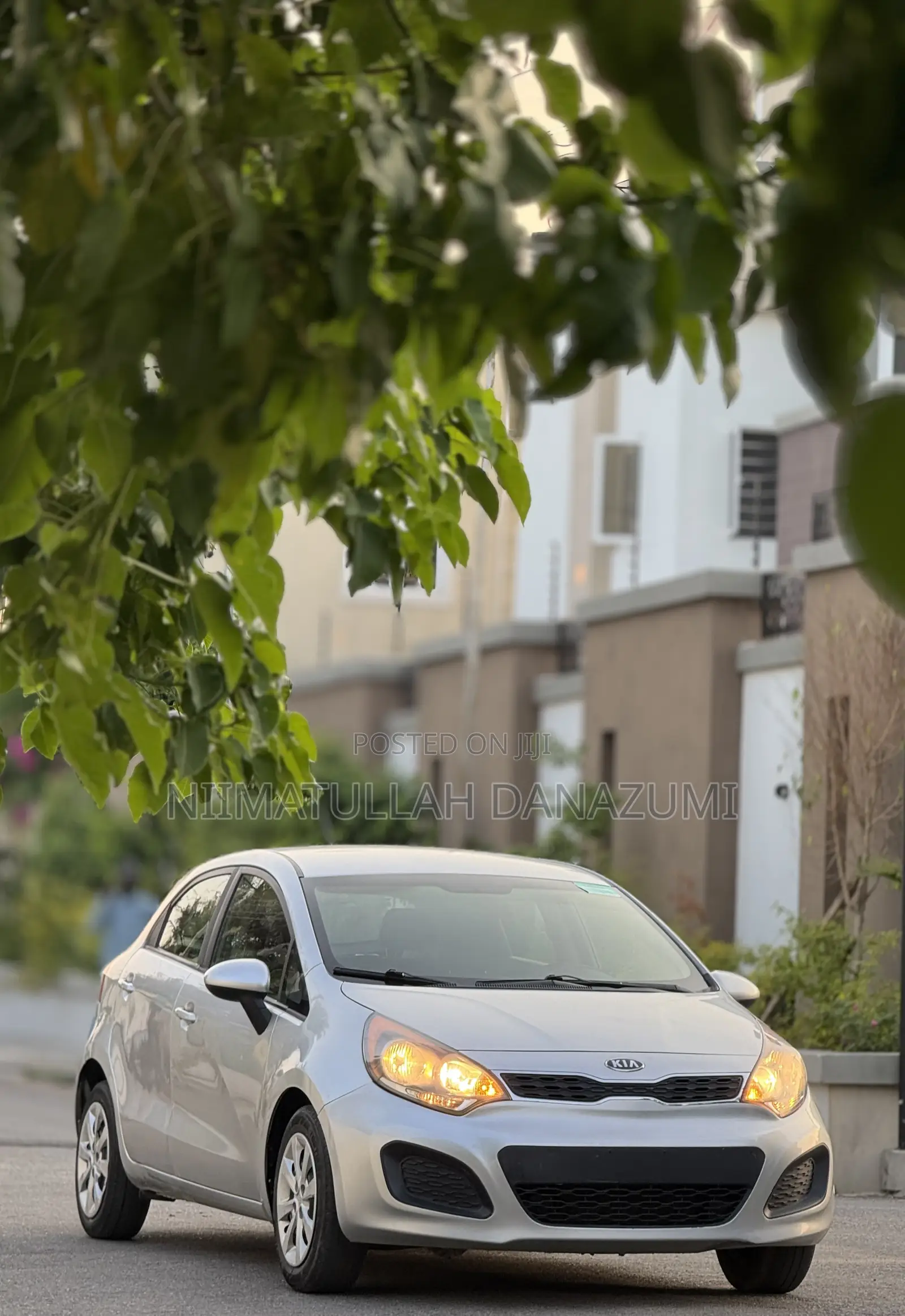 Kia Rio SX 4dr Hatchback (1.6L 4cyl 6A) 2013 Silver