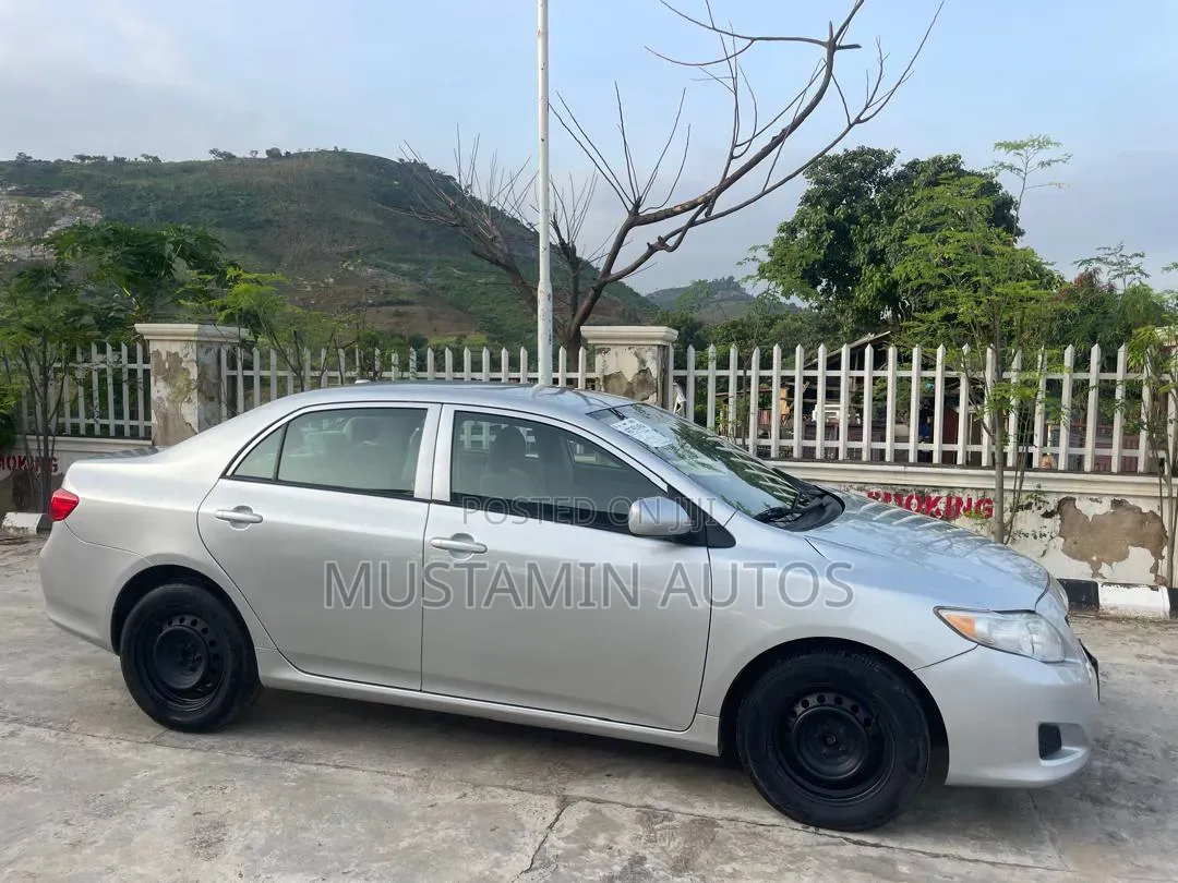 Toyota Corolla 2009 Silver