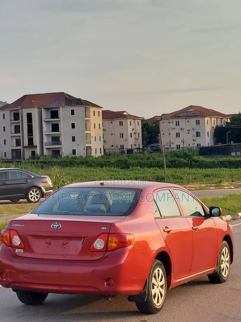 Toyota Corolla LE 4dr Sedan (1.8L 4cyl 4A) 2011 Red