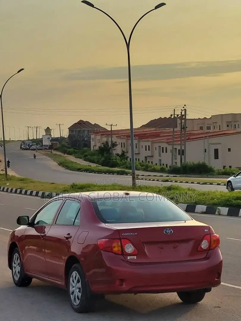 Toyota Corolla LE 4dr Sedan (1.8L 4cyl 4A) 2011 Red