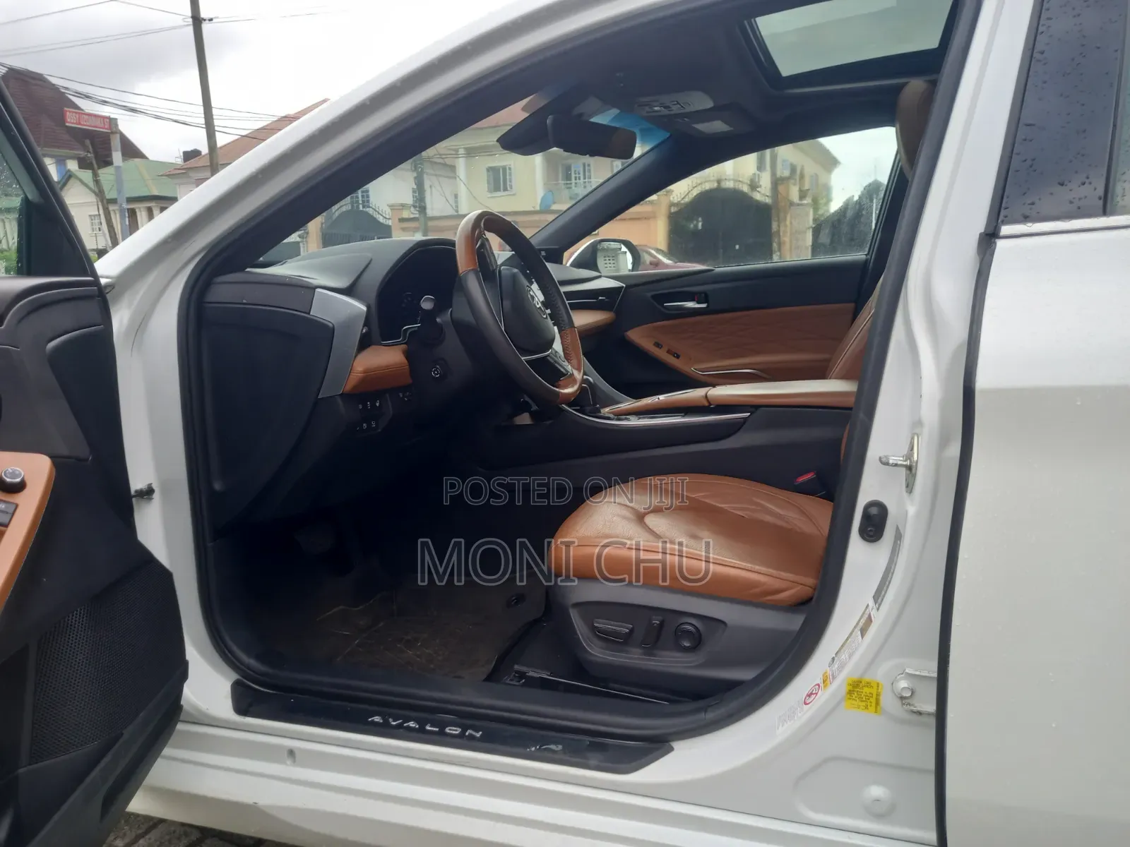 Toyota Avalon 2019 White