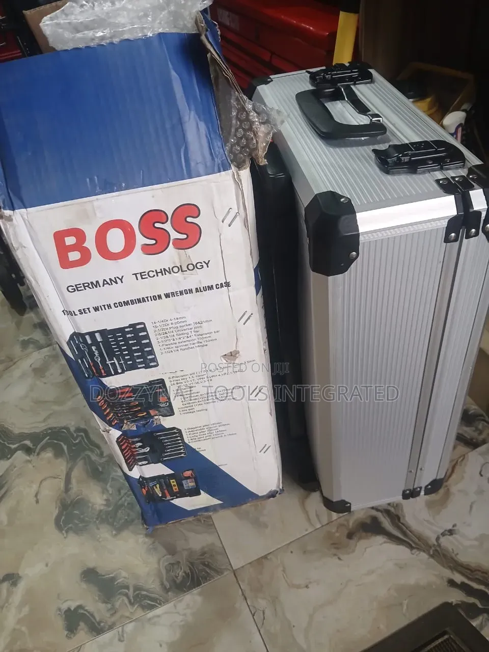 Boss 186pcs Trolley Tools Set