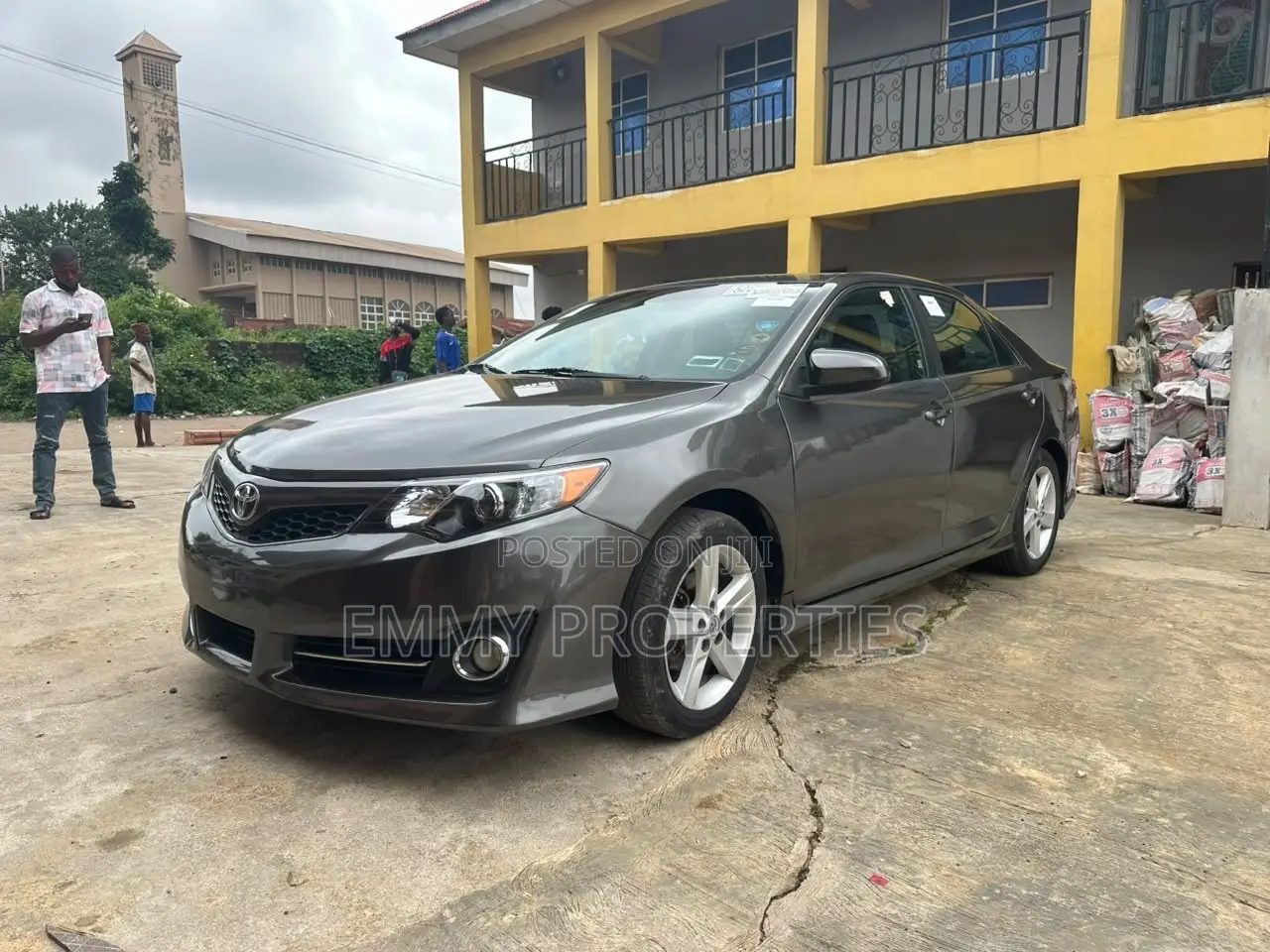 Toyota Camry SE 4dr Sedan (2.5L 4cyl 6A) 2013 Green