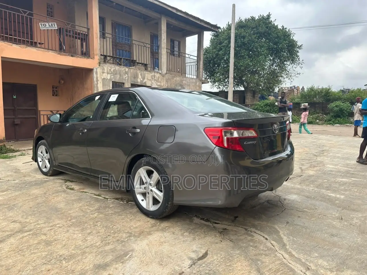 Toyota Camry SE 4dr Sedan (2.5L 4cyl 6A) 2013 Green