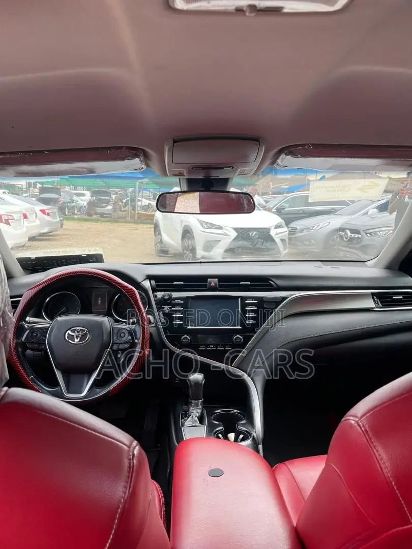 Toyota Camry 2018 Black