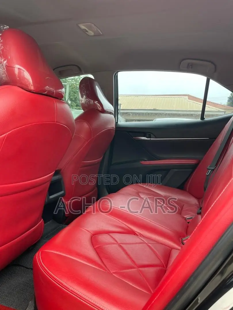 Toyota Camry 2018 Black