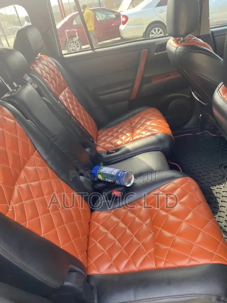 Toyota Highlander Limited 3.5l 4WD 2013 Black