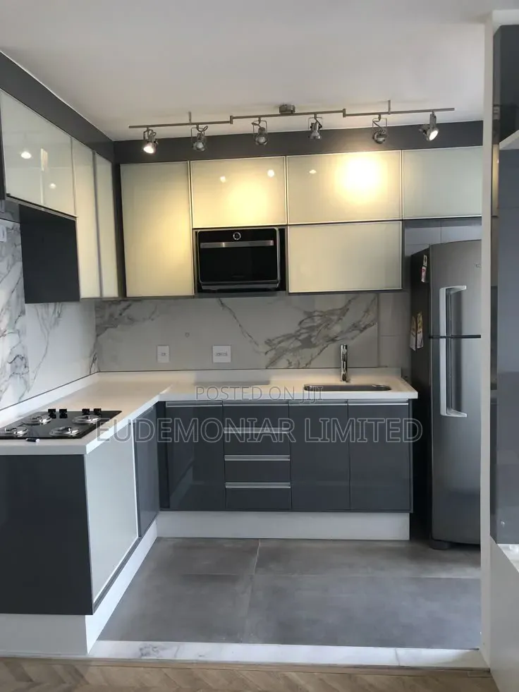 Small Spack Kitchen Makeover
