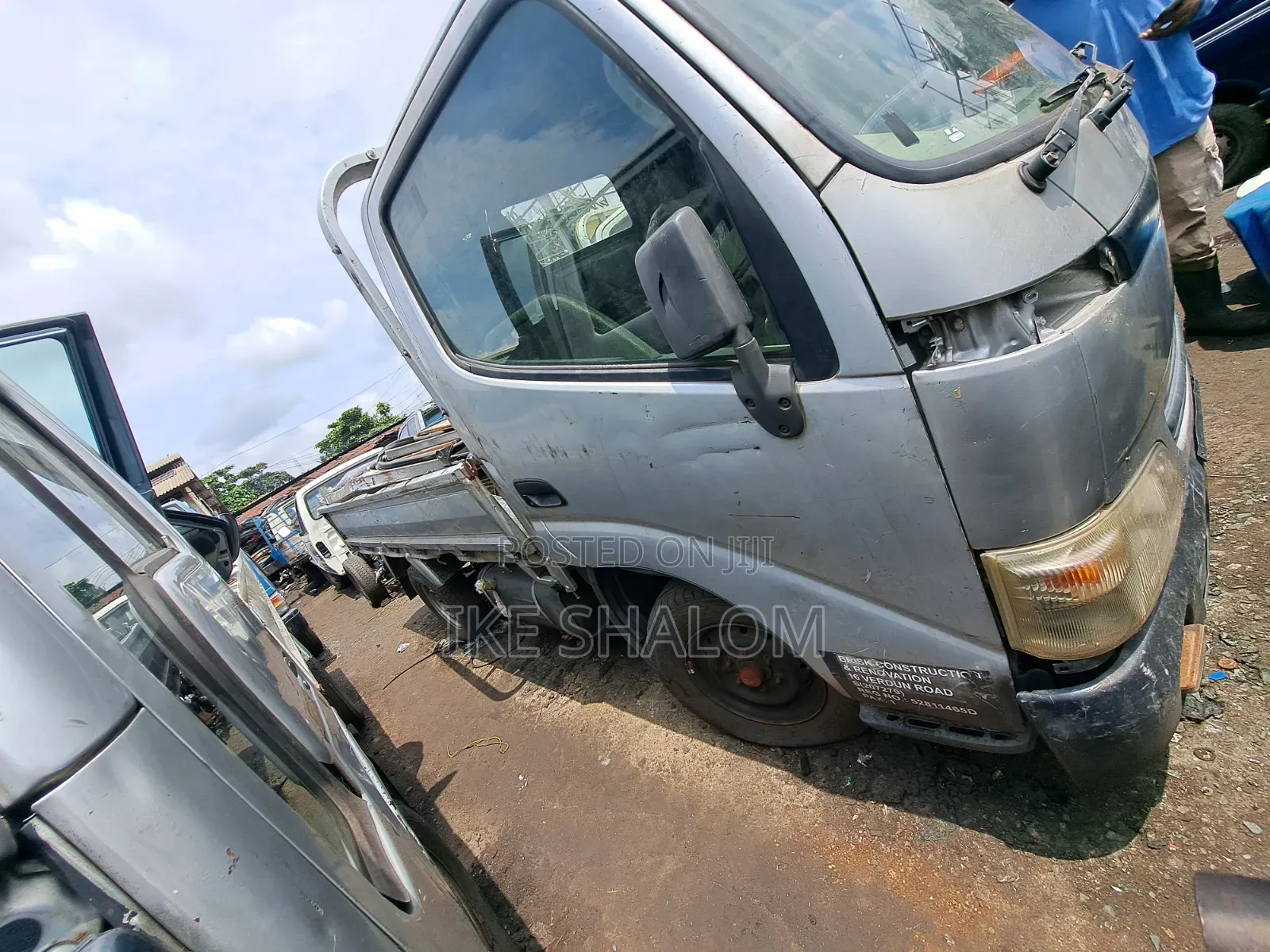 Foreign Used Nissan Cabster 2009 Silver