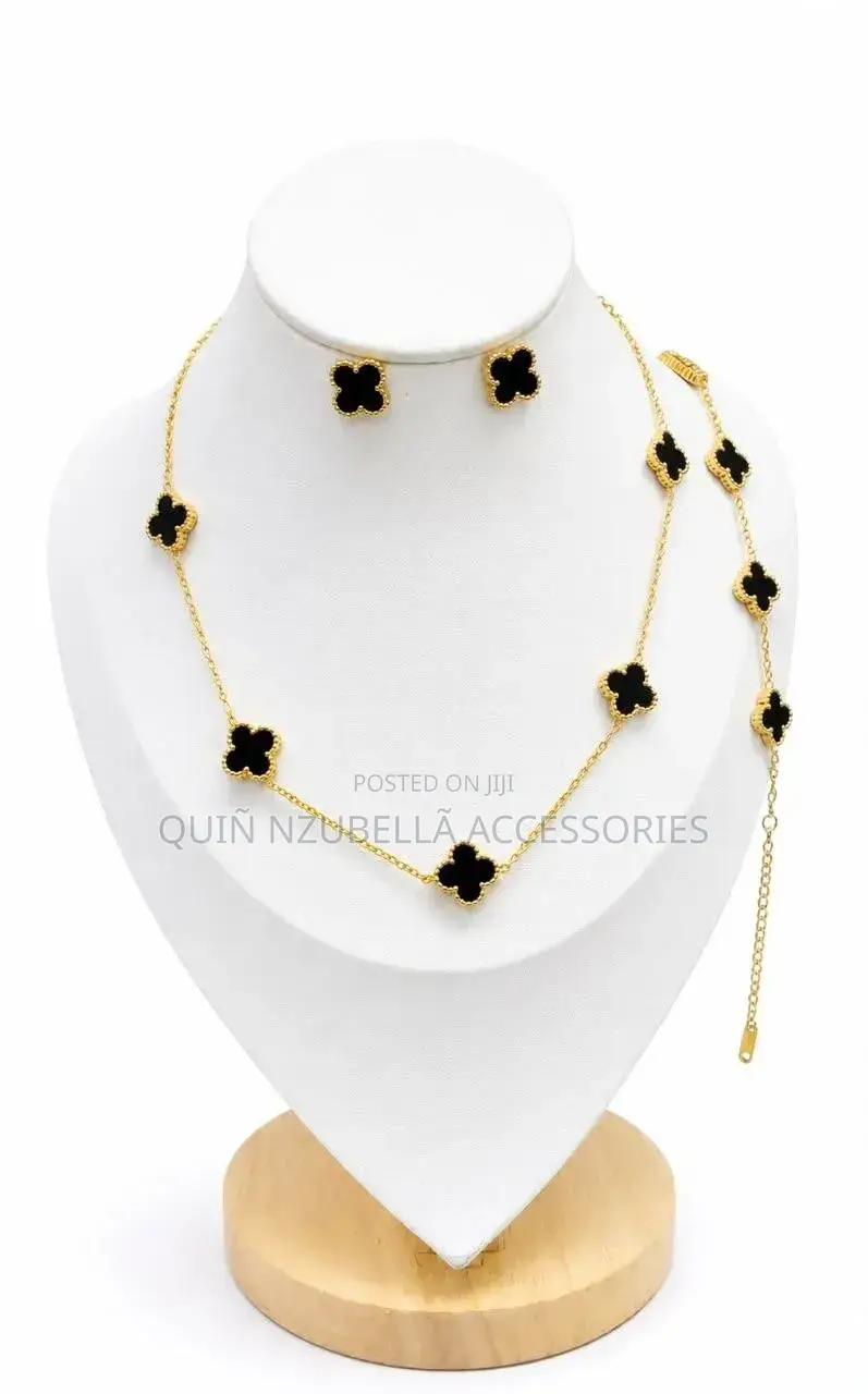 Elegant Black Gold Clover Jewelry Set –Necklace, Bracelet Earrings